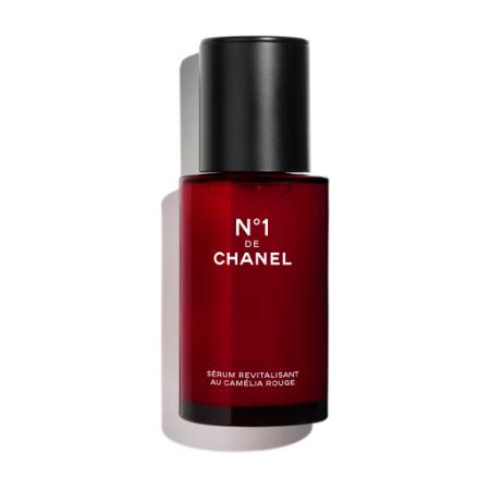 N°1 DE CHANEL Revitalizing Serum Prevents and Corrects the Appearance of Aging