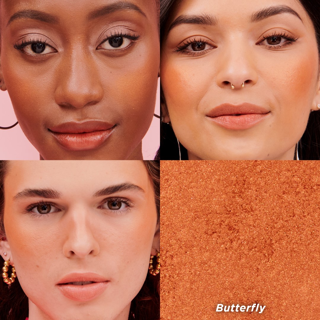 WANDERful World Blushes