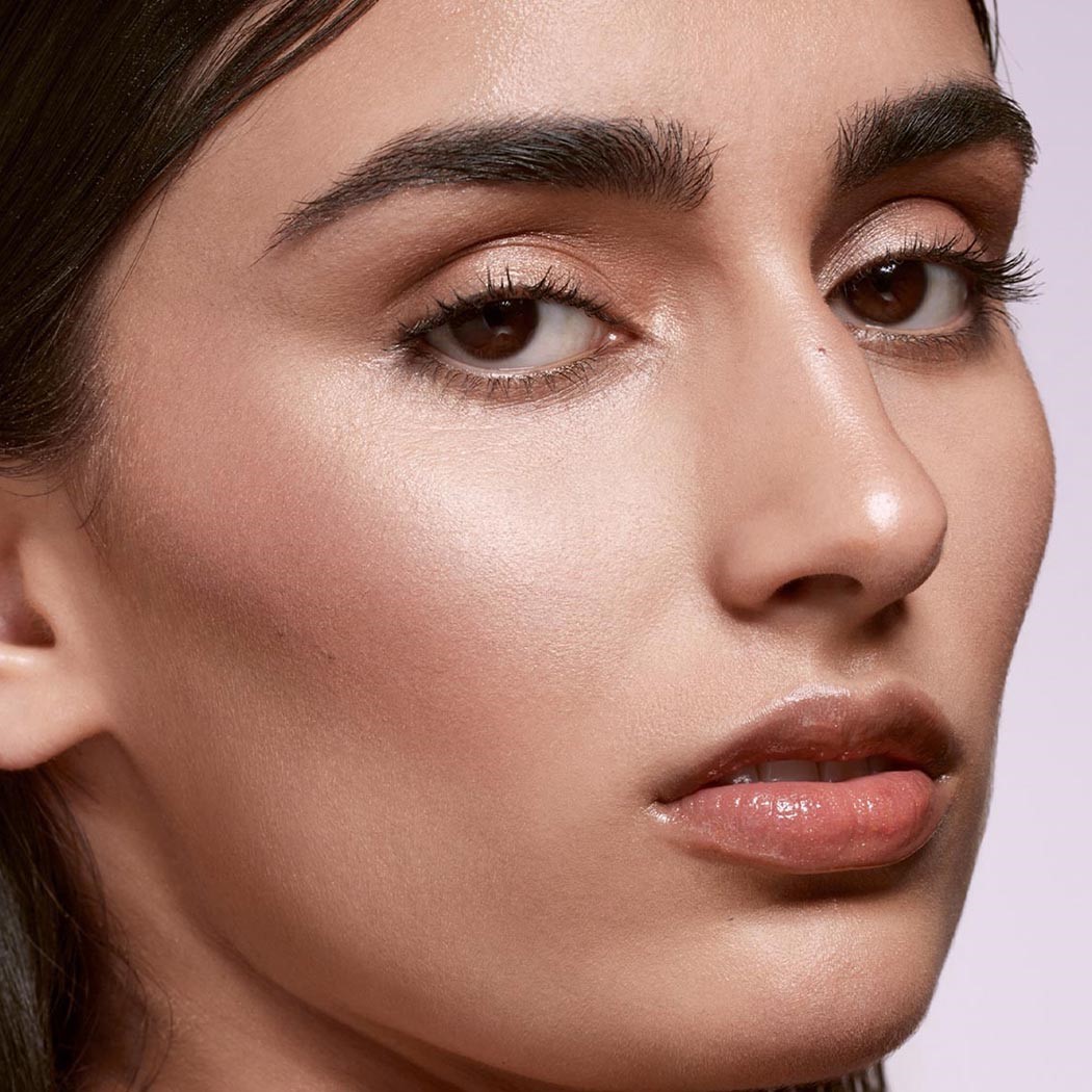 Demi'Glow Light-Diffusing Highlighter