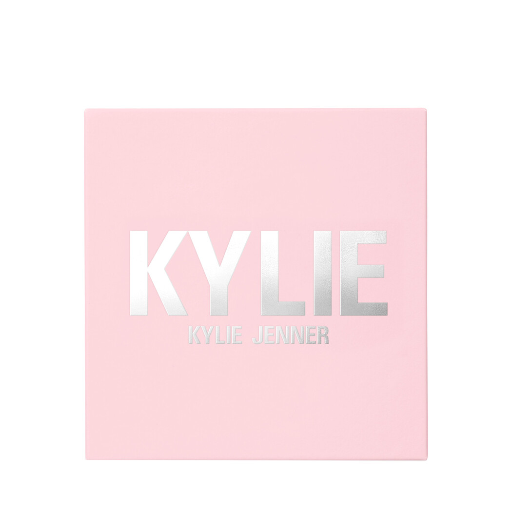 Kylie Pressed Bronzing Powder
